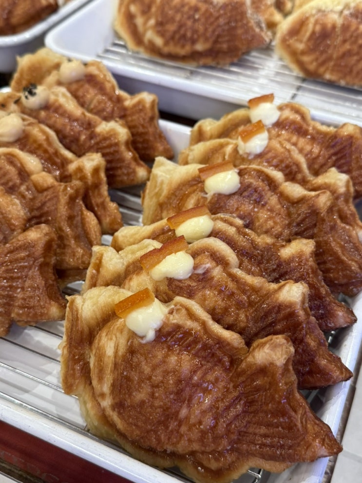  더현대서울 맛집 레자미오네뜨 크루아상 붕어빵!