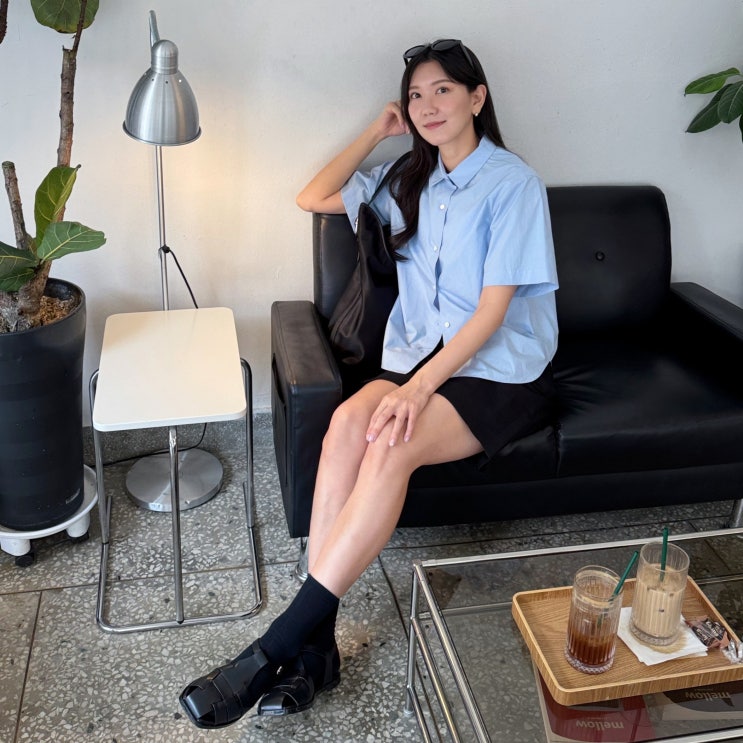  여름 오피스룩 어때? 콩비앙 여성 반팔 셔츠 5부 반바지 코디