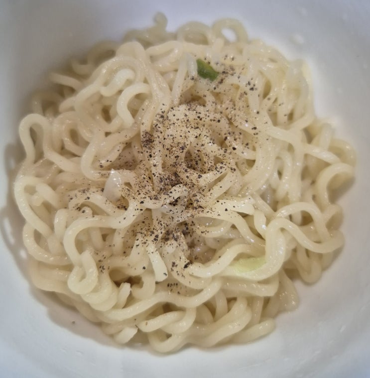  [농심] 사리곰탕면 솔직후기 *가격/칼로리/맛있게 먹는 법