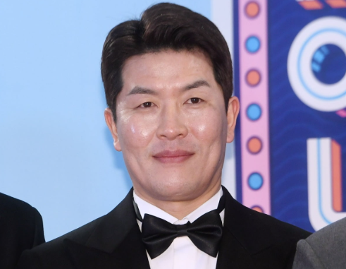 김병현 연봉 재산 빚 연금 수제 햄버거 가게 위치 가족 와이프 한경민 직업 자녀 고은아 동생....