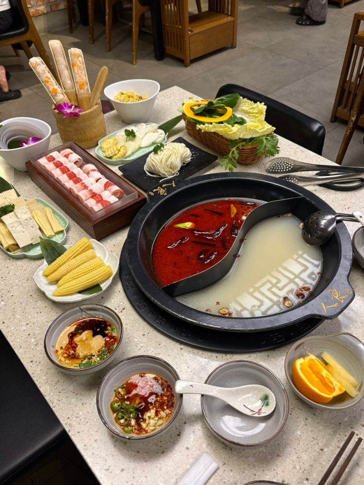  논현 훠궈맛집 합리적인 가격대의 하이디라오 느낌 인량훠궈
