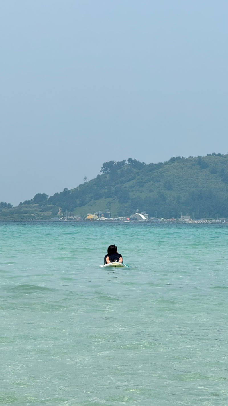 [제주/협재해수욕장] 협재바다가 서핑 초보에게 좋은 이유! 제주협재서프 리얼 후기♂️