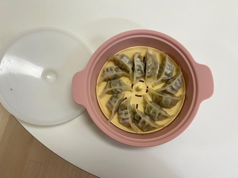 전자렌지용기 실리팟 실리콘찜기로 냉동만두 찌기