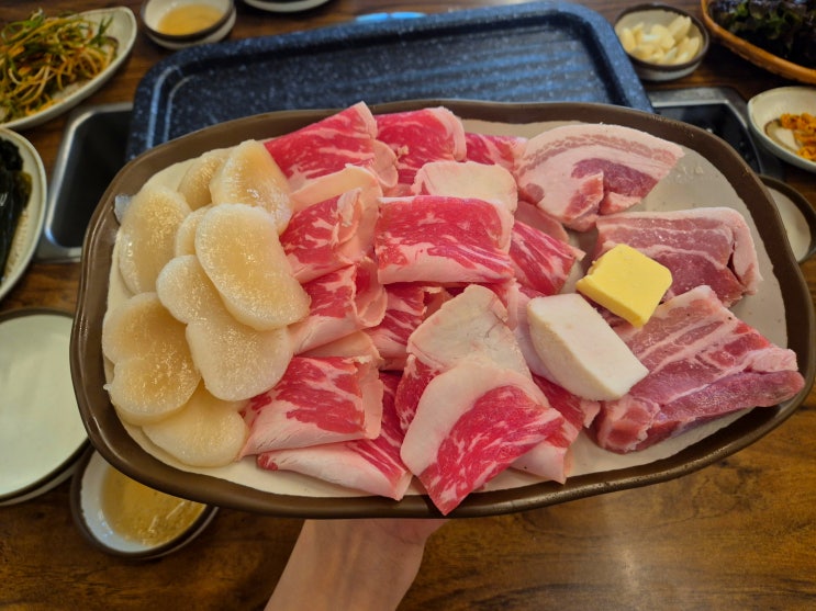  동대문역 창신동 맛집  만족김치삼겹살