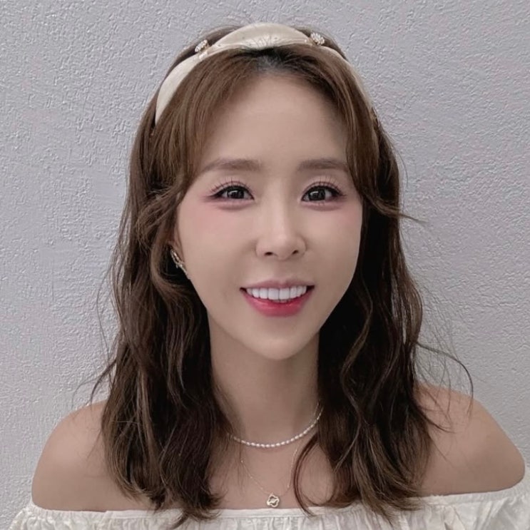 가수 코요태 신지 유튜브 채널 어떠신지 오픈, 솔로컴백, 이지선 프로필