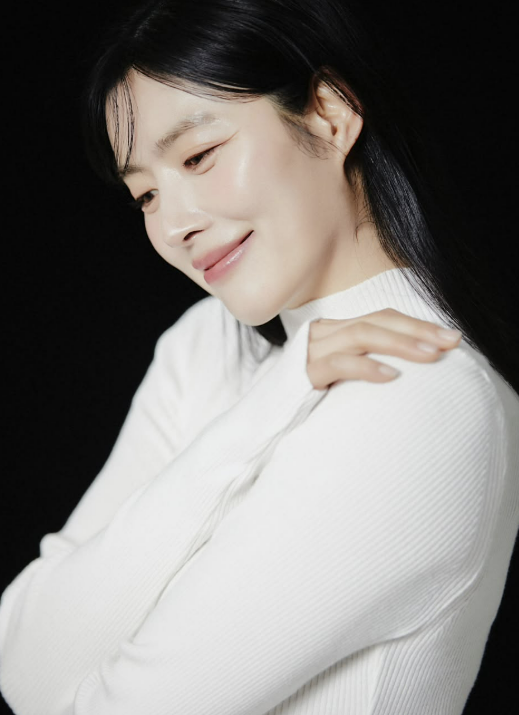  안시하, 40대에 찾아온 축복…“임신 28주, 내년 결혼식” [전문]