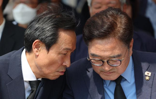 [속보] <b>우상호</b> 정무수석, <b>국회</b> 방문…'협치' 행보 본격화?