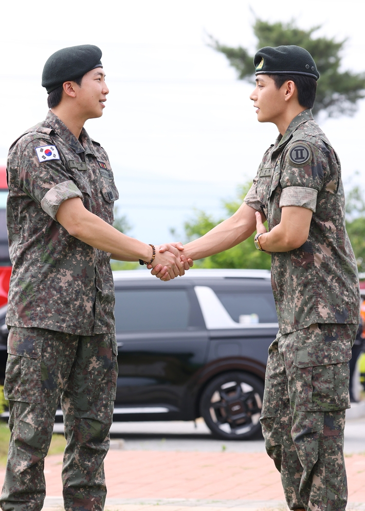  ️ “아미 곁으로 돌아왔다”