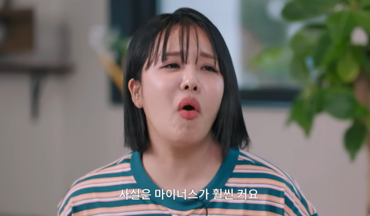 <b>랄랄</b>, <b>이명화</b>로 대박 난 줄 알았죠?…<b>굿즈 사업</b> 실패로 전 재산... 