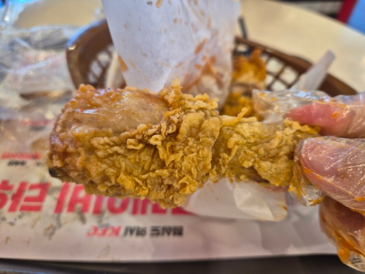 매달 11일은 치킨 먹는날...KFC 1+1 치킨올데이! 만원이면 2인분 매달 11일은 치킨 먹는날...KFC 1+1 치킨올데이! 만원이면 2인분