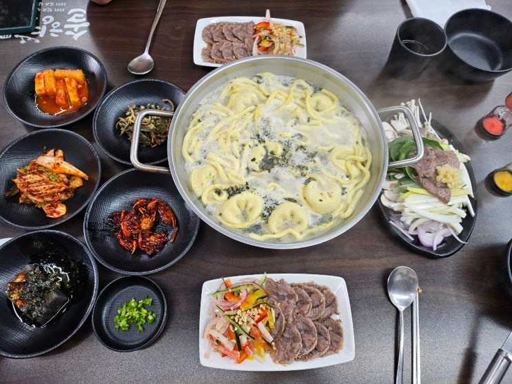  강원도 철원여행 - 찐맛집 솔향기 만두전골, 오색냉채 웨이팅후기