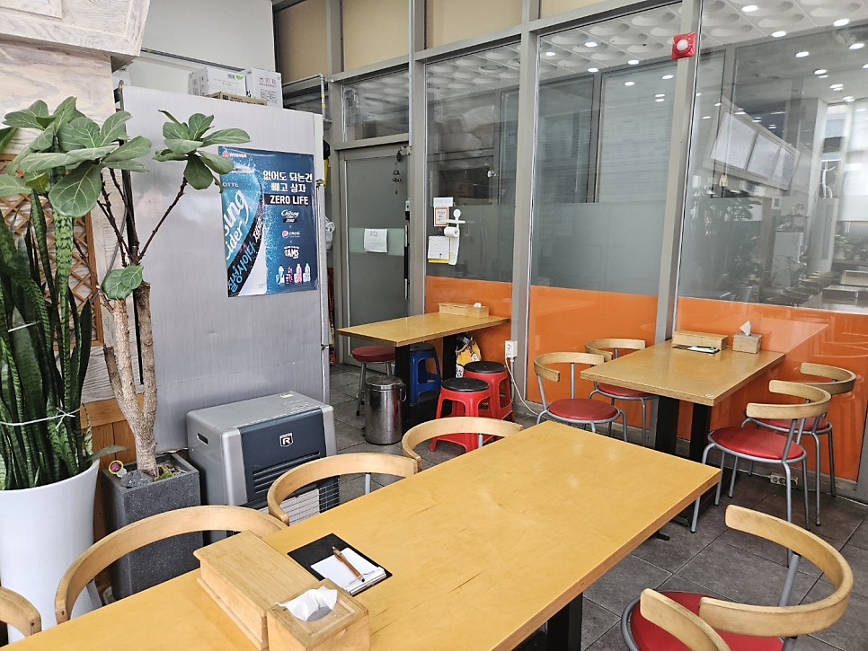 mom김밥천국 금호사수점 사진 3