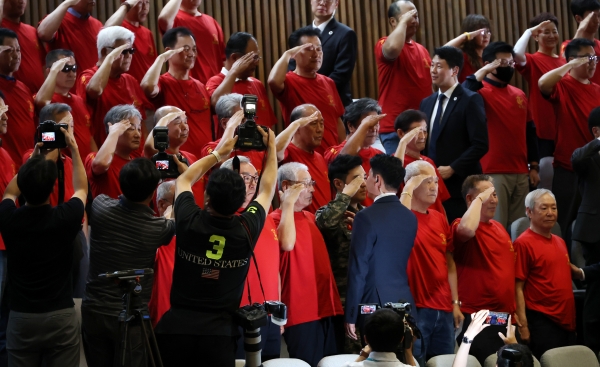 이재명 정부 '<b>3대 특검</b>' 본격 속도전... "헌정질서 회복 열망... 