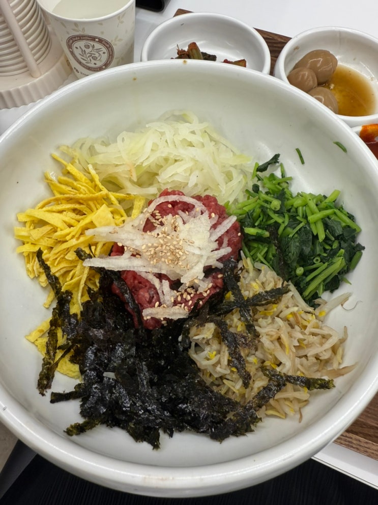  [함평집 여의도점] 여의도 육회비빔밥 맛집 점심 추천 육회물회 해장국 육새전 후기