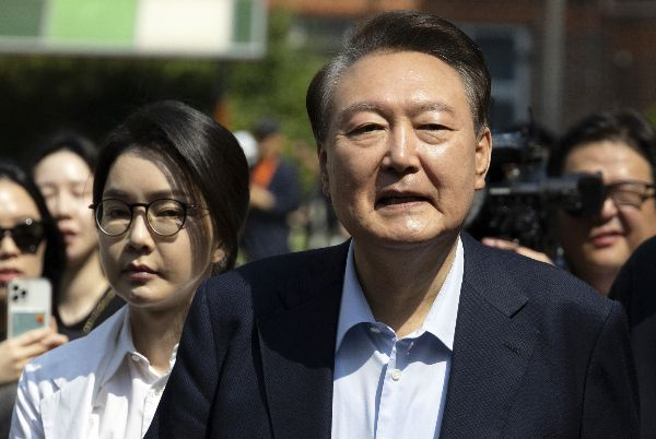  대통령실 홈피 개편, 시간 더 걸려… "윤 정부, '소스코드'까지 삭제"