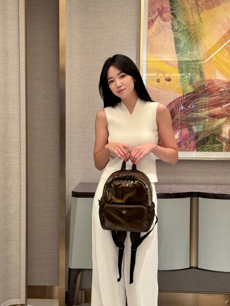 엘르백팩 가볍고 심플한 미니백팩 추천, 여성데일리백 코디