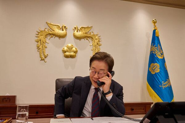  이 대통령 "한중 전략적 협력 동반자 관계 기대" 시진핑 "한중 관계 중시"