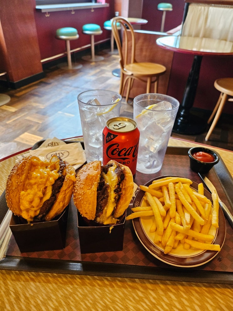  서울 잠실석촌호수 수제버거 맛집 오일리버거 송리단길 햄버거
