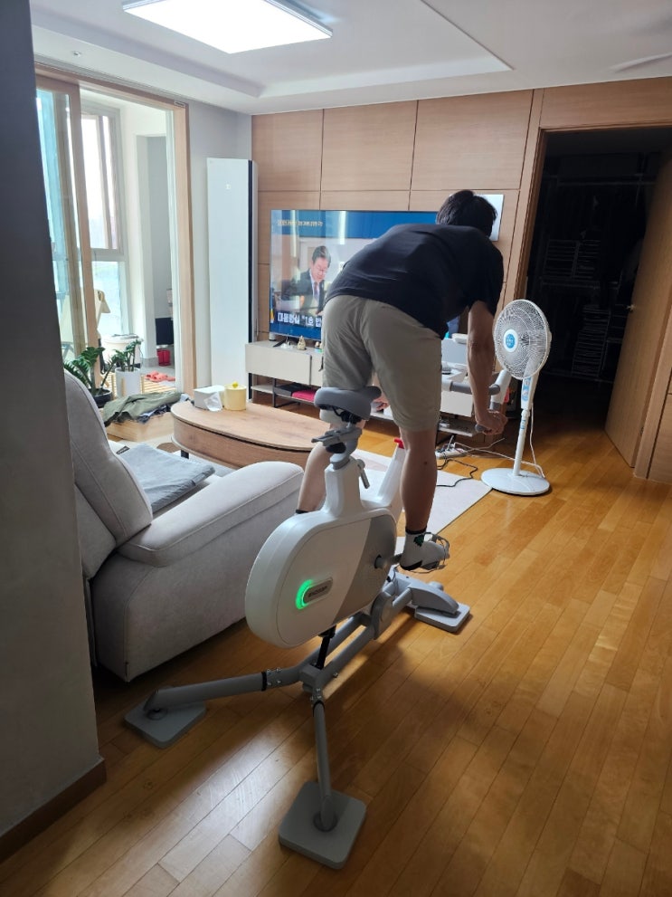  스피닝자전거 운동 루틴 유지와 습관은 엑사이더 실내자전거 운동기구가 만들어준 꾸준함이 만든 건강한 다이어트 생활