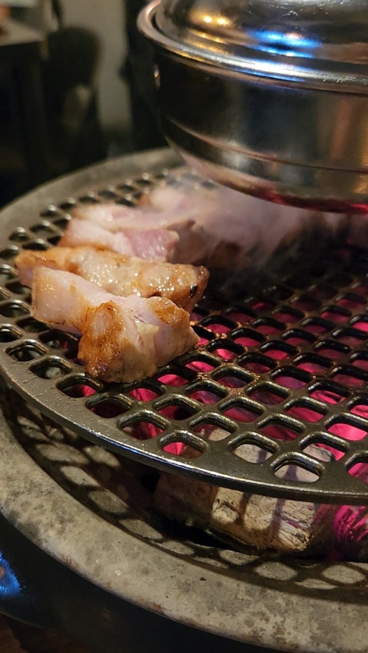  고기 굽기 귀찮은 날엔 여기! 신촌역 고기집 ‘창돈’ 내돈내산 후기 창돈살+찌개까지 완벽