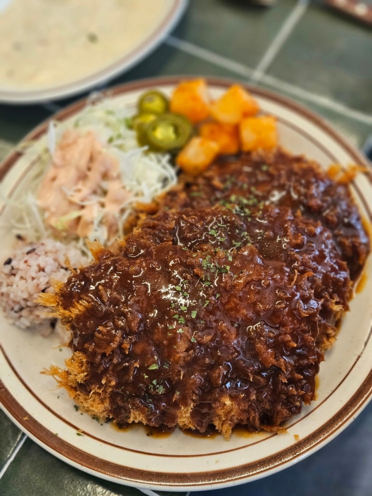  논현 맛집 탐방, 배달로 먹어보고 반한 경양식 돈까스 맛집, 뇽즈(내돈내산후기)