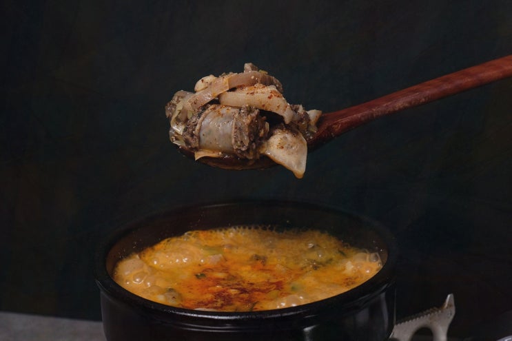  가족과 함께하는 푸짐하고 맛있는 순댓국, 서현맛집 본가 할매순대국