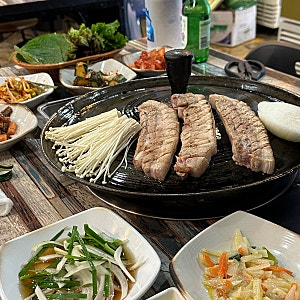 군산 꽃돼지삼겹살 나운동 고기 맛집