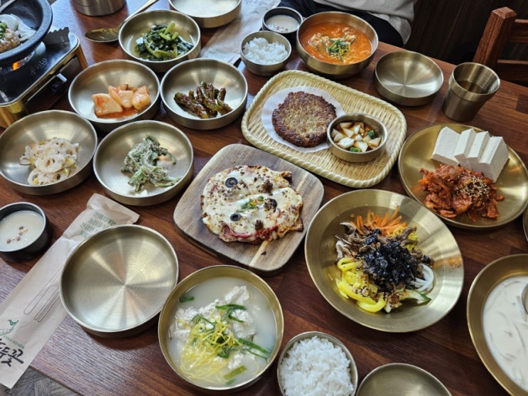  전주한옥마을 맛집 '녹두꽃' 두부 콩요리 전문 떡갈비 백반 전주한정식 추천