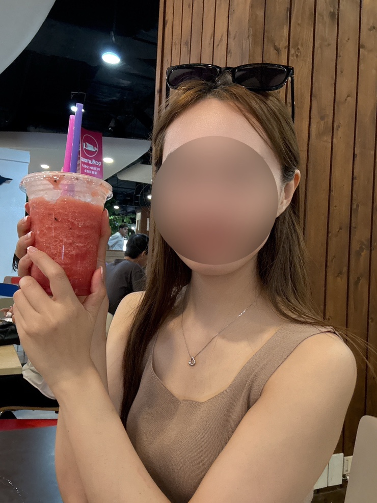  여름 데일리룩_바띠소띠 스퀘어넥 민소매 니트나시