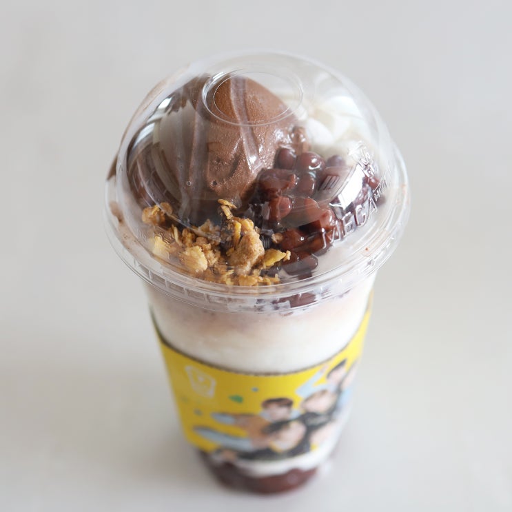  메가커피 초코빙수 팥빙초코젤라또 파르페 후기 팥빙수 팥빙젤라또파르페 차이