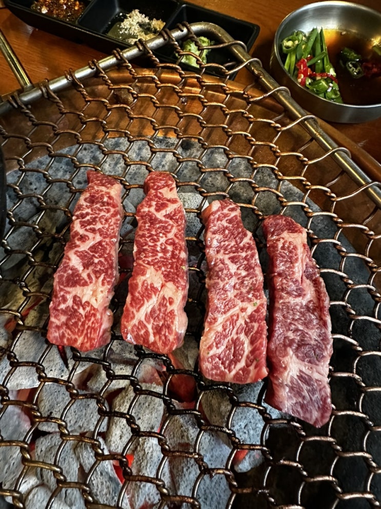  홍대 소고기 맛집 꽃살집 N번째 방문후기