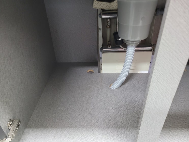  물넘치는 공동배관 싱크대 역류방지 물역류 장치 전문 서울 경기 인천