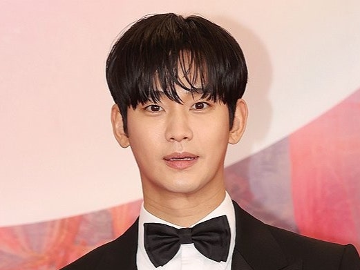 <b>김수현</b>에 가압류 건 클래시스, 불매 운동까지 거론한 팬덤