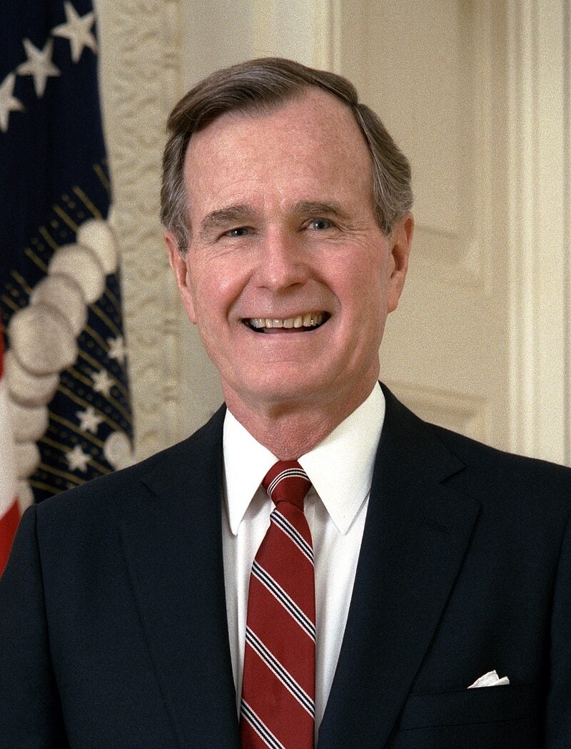 조지 H. W. 부시 일대기(George H. W. Bush's biography) The English version is under the video