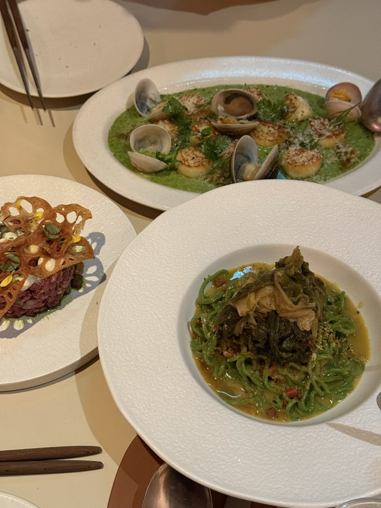  서울 압구정로데오 소개팅 데이트 추천 압구정 느좋 브런치 맛집 이국 도산