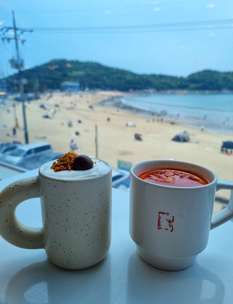  영종도 을왕리해수욕장 카페 | 바다 보이는 통창 오션뷰, 레드피아노 카페