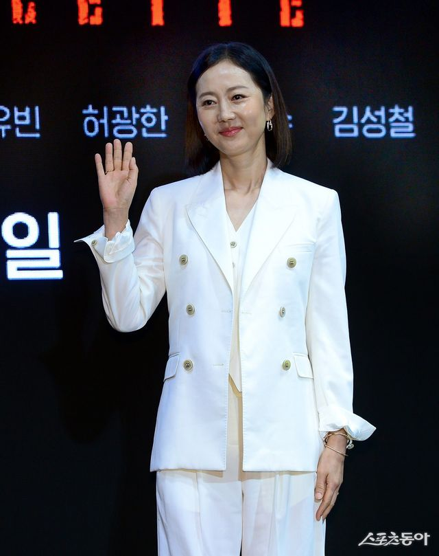 ‘재단 운영’ 염정아, 끔찍한 실체…‘불법 입양’ 우두머리였다 (아이쇼핑)
