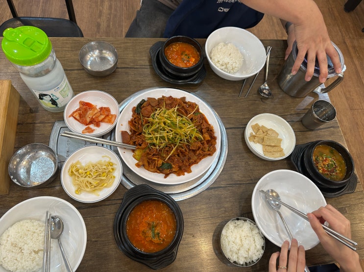 [구로디지털단지 점심 맛집 추천] 가성비 좋은 남자들의 소울 메뉴"천하제육" 식당 추천리뷰(주차가능)
