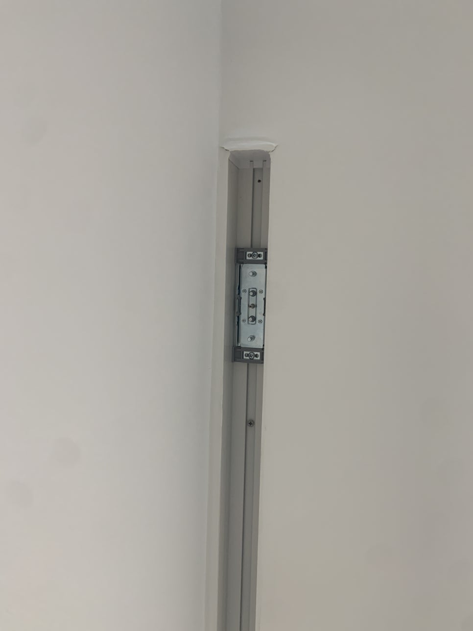 슬라이딩 도어 중문 댐퍼 교체 수리 비용 및 방법 (부천)