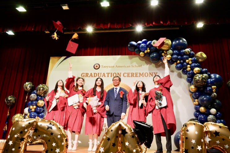  대만 미국학교 TYAS 2025도 특별한 졸업을 축하합니다