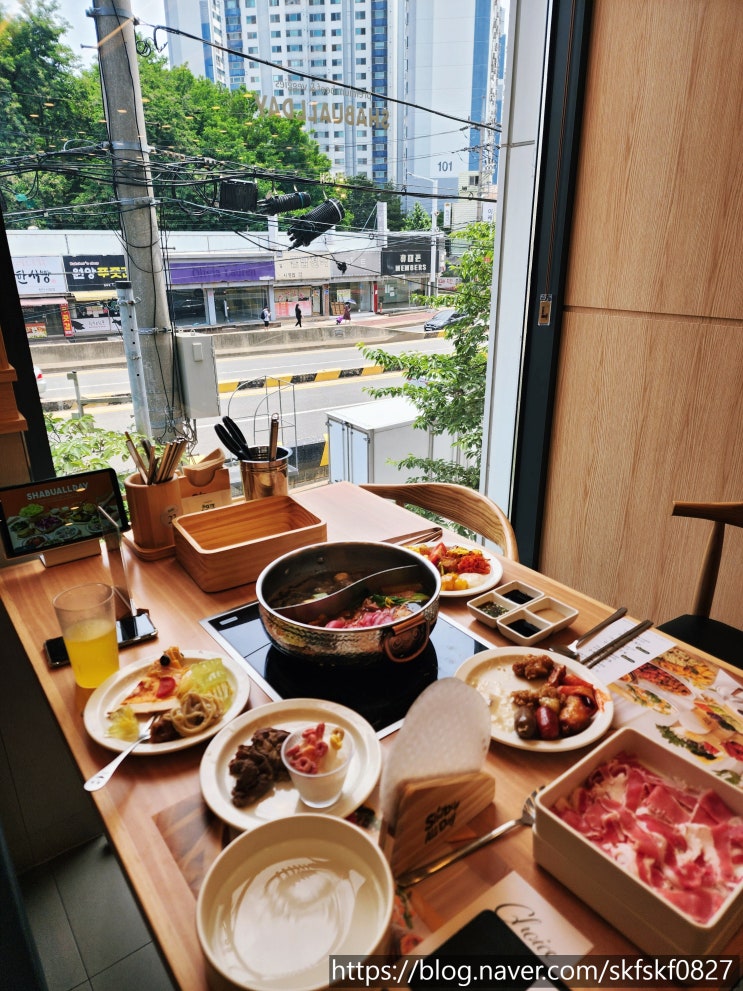  [천안샤브샤브] 음식과 공간 모두 만점인 무제한뷔페 신방동 맛집, 샤브올데이 천안신방점