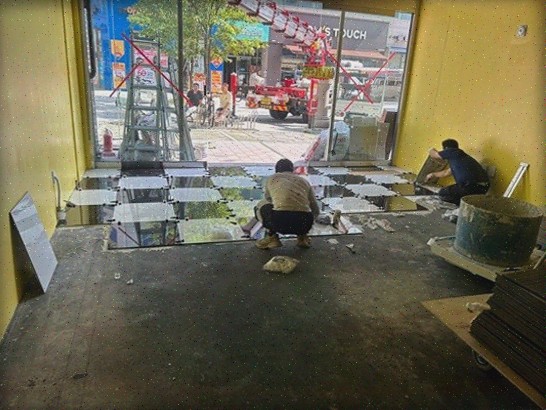  일산타일로 완벽하게 리모델링한 작은 카페 화장실!