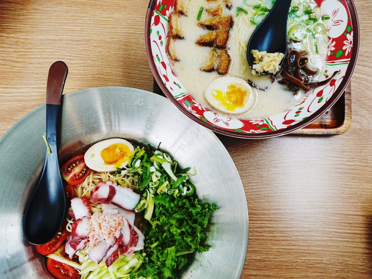  속초 중앙시장 라멘 맛집 이찌바라멘, 진한 돈코츠라멘과 시그니처 냉라멘