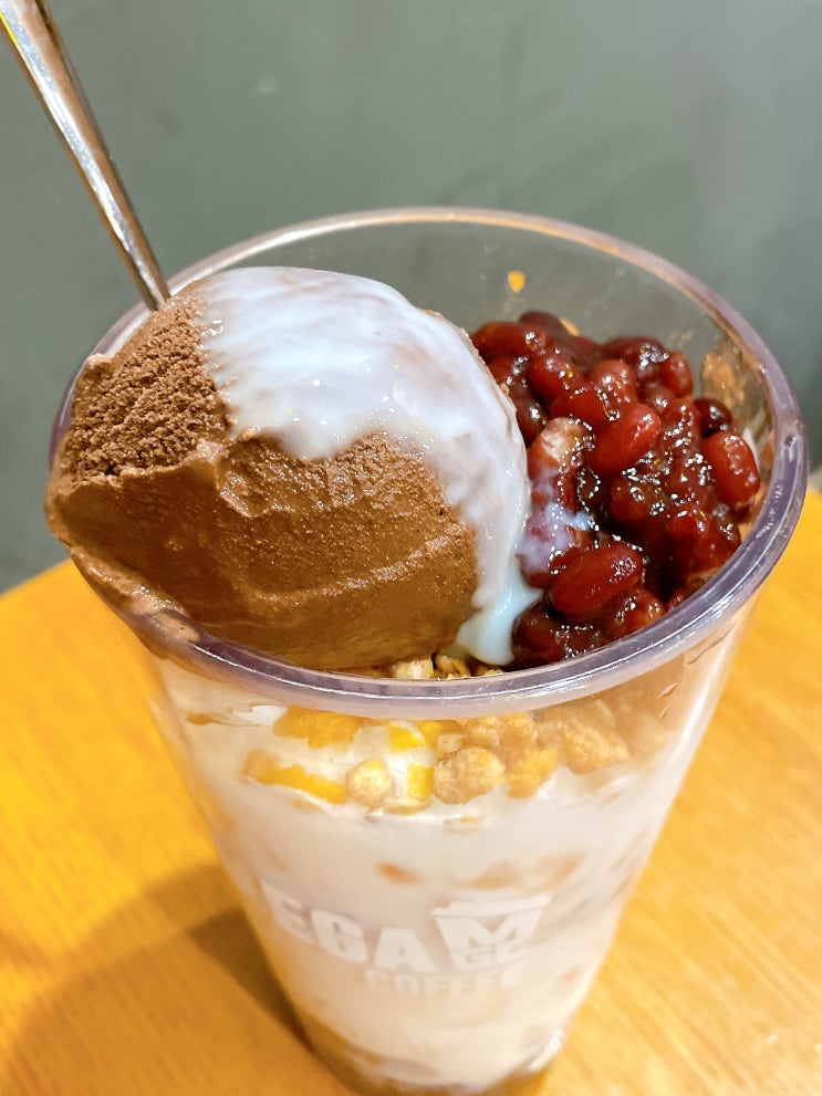 메가커피 팥빙수 팥빙젤라또 팥빙초코젤라또 파르페 신메뉴 메가커피 팥빙수 팥빙젤라또 팥빙초코젤라또 파르페 신메뉴