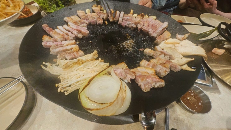  [오복솥뚜껑 일산라페스타점] 가성비 뛰어난 라페스타가성비고깃집 추천