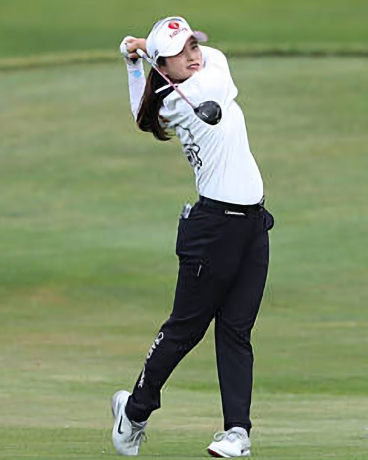 *<b>최혜진</b> 한 타차 공동선두... 투어"<b>마이어</b> LPGA <b>클래식</b> 포... 