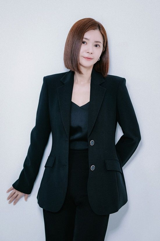 '복수극의 여왕' 장서희, '중증건강센터' 센터장 됐다…'화려한 귀환'