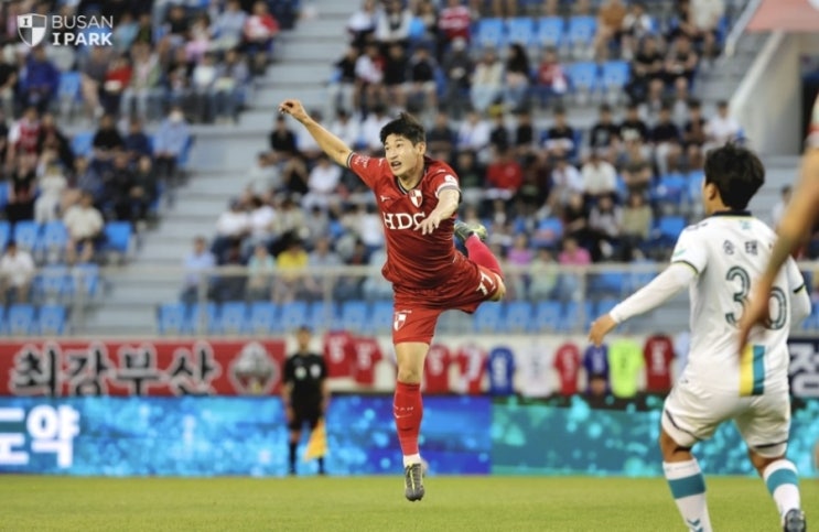 2025시즌 K리그2 국내 프로축구 16라운드 전남드래곤즈 부산아이파크 2025시즌 K리그2 국내 프로축구 16라운드 전남드래곤즈 부산아이파크