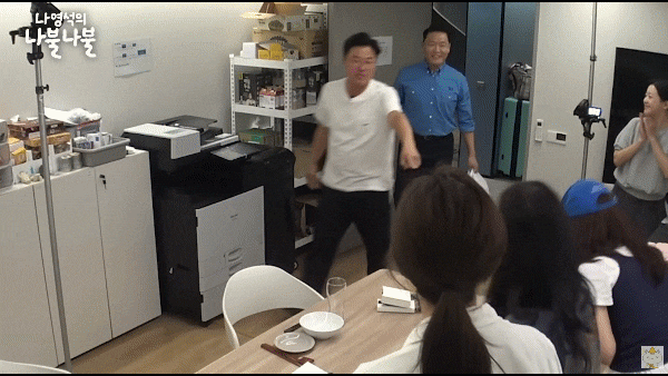 ‘흠뻑쇼’ 비하인드 공개…신인 <b>걸그룹 베이비돈크라이</b>도 소개