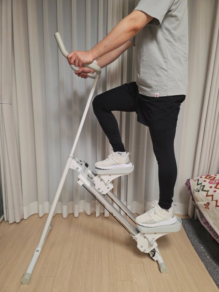  홈트로 하체 근력 키우기 에어워킹 사용후기